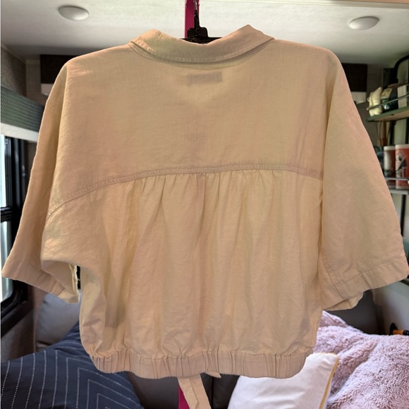 BDG Tan and Cream Dolman Sleeve Button Down Shirt - Picture 2 of 6